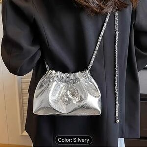 Silver crossbody chain bag
